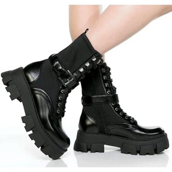 ALDO Grandleap Bootie Buckled Combat Black NEW 8.5 US - Picture 1 of 10